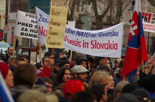 The Ron Paul Institute for Peace and Prosperity : Slovakia: NATO Exit