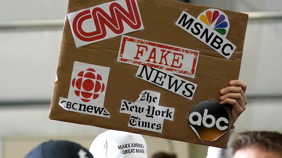 Why People Don’t Trust the Mainstream Media
