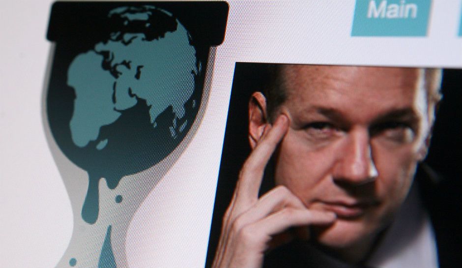 US Preparing Charges Against Julian Assange