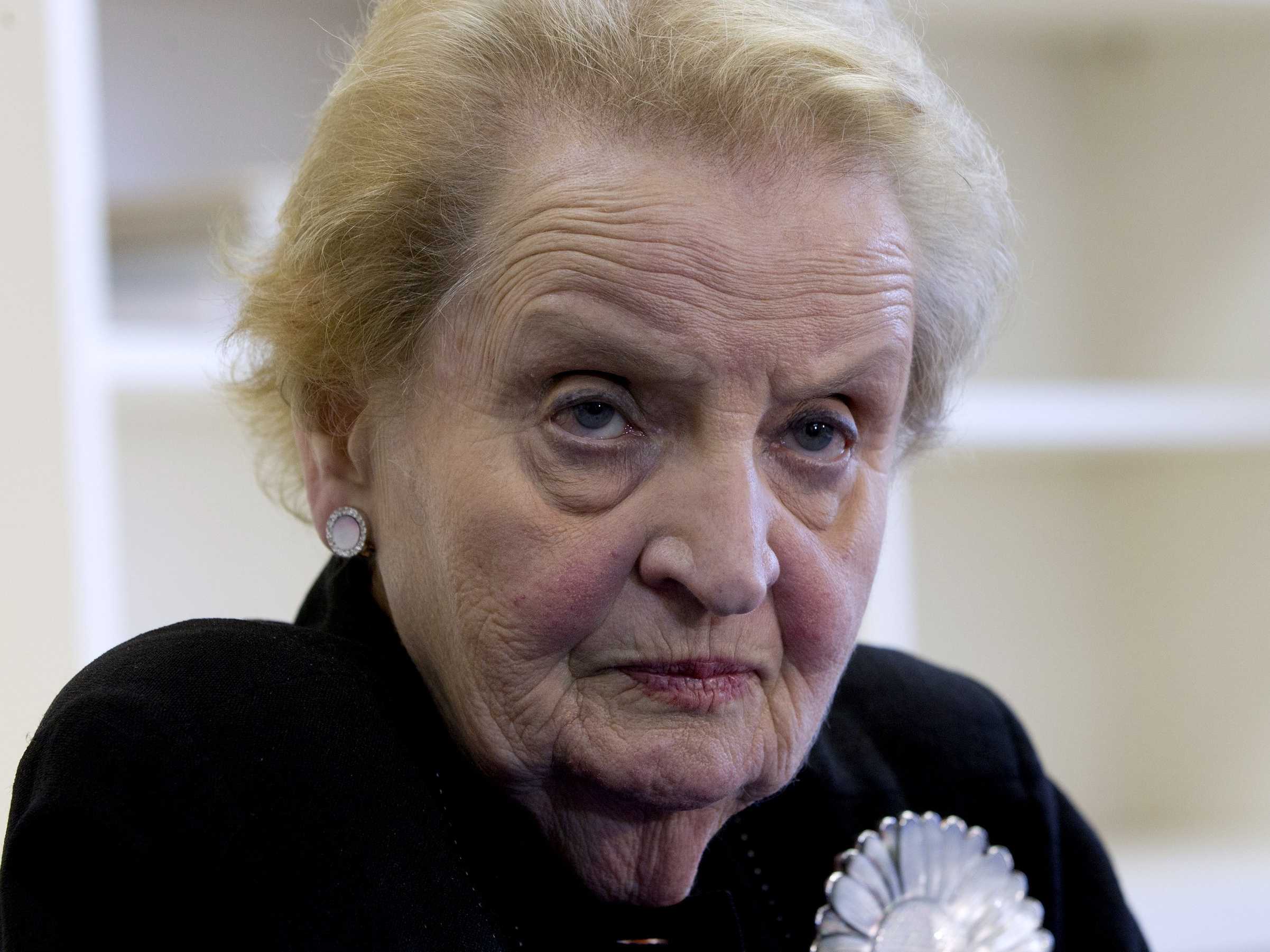 madeleine-albright-had-the-perfect-response-to-conans-dirty-joke-about-her-jpg