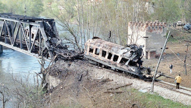 20 Years Ago: Bill Clinton Bombs Serbia, Killing Hundreds of Civilians