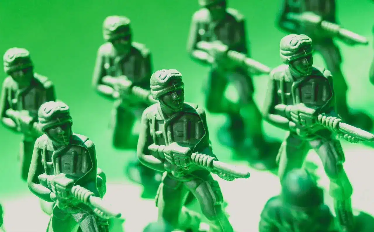 toy soldiers