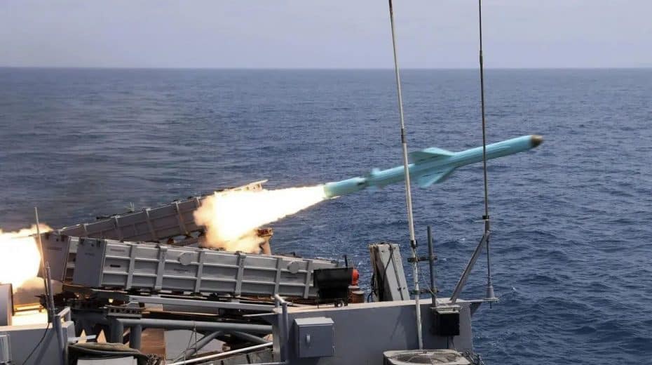 us navy missile launch